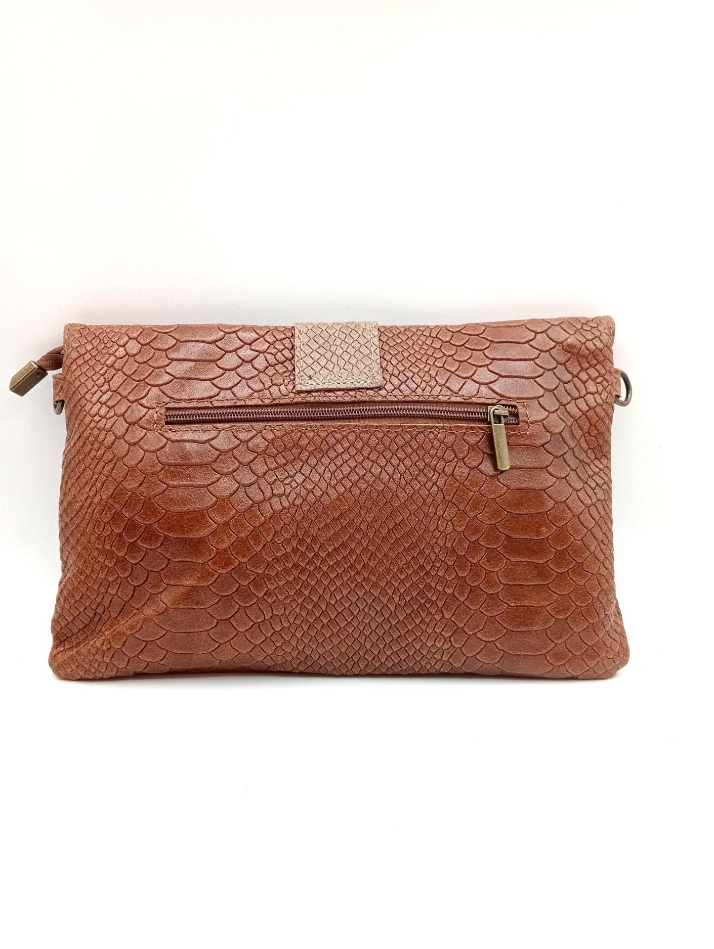 Sac portefeuille femme en cuir bicolore avec fermoir en métal Qoolst