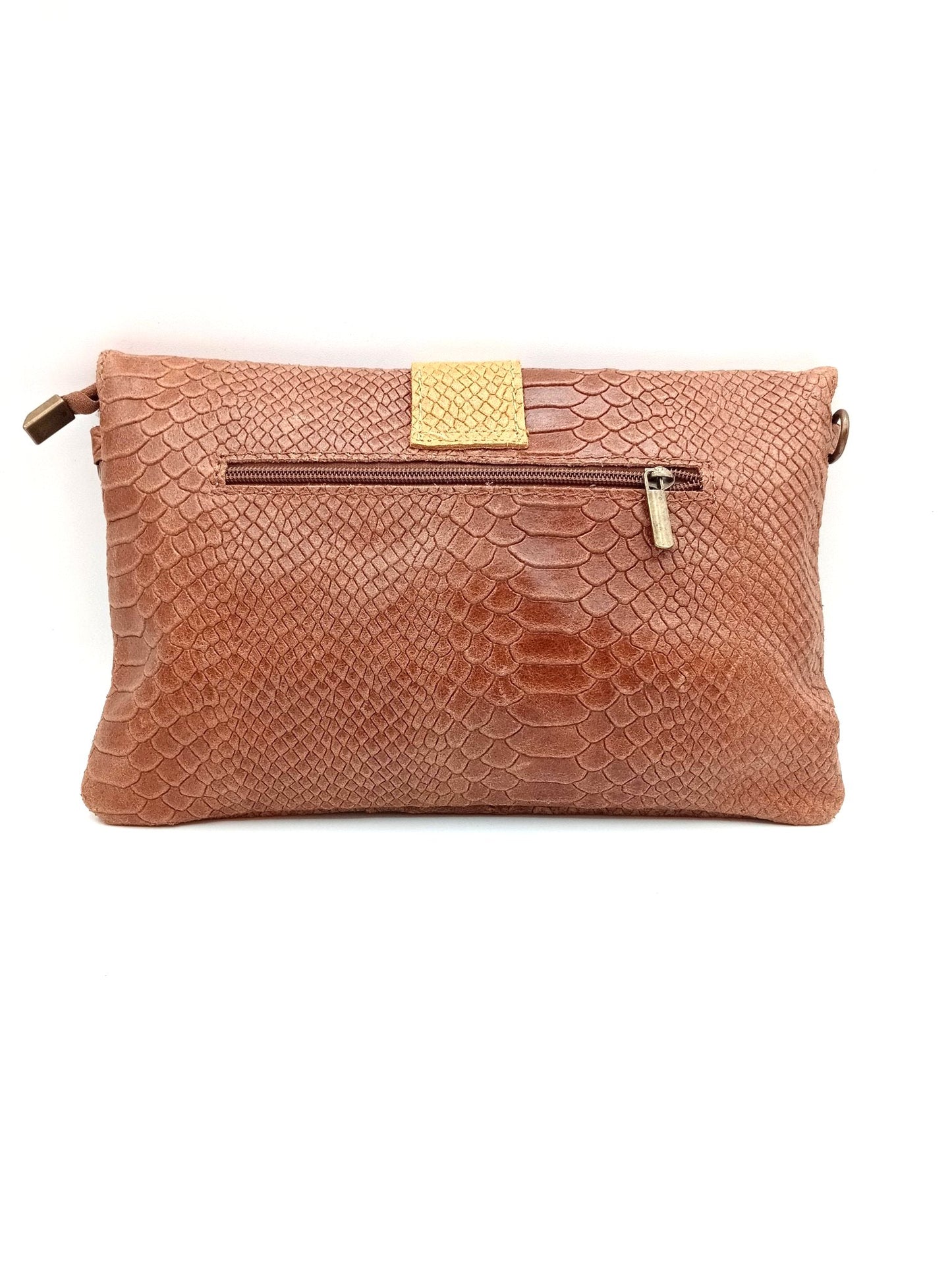 Sac portefeuille femme en cuir bicolore avec fermoir en métal Qoolst