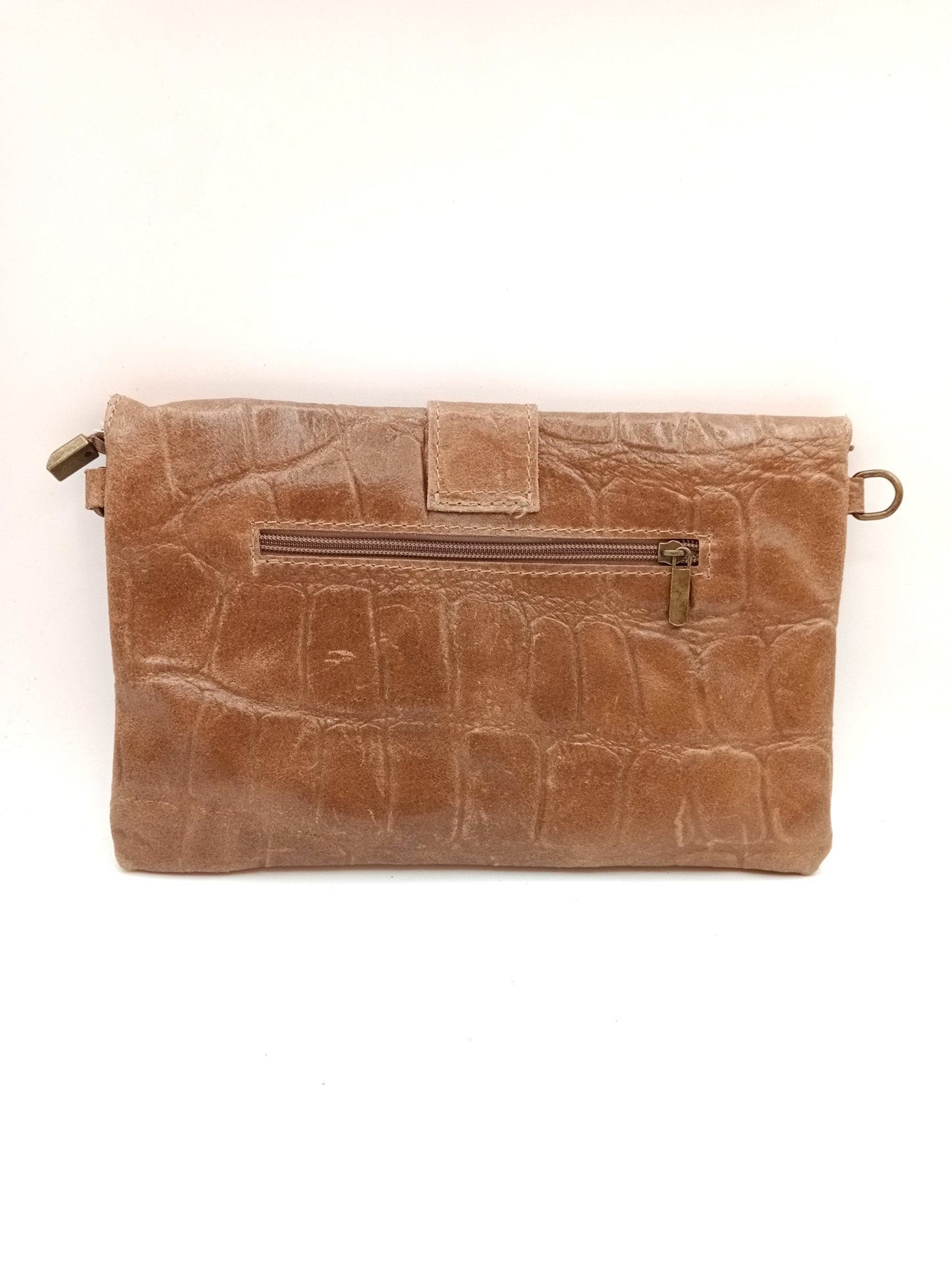 Sac portefeuille femme en cuir avec fermoir en métal gravé crocodile Qoolst
