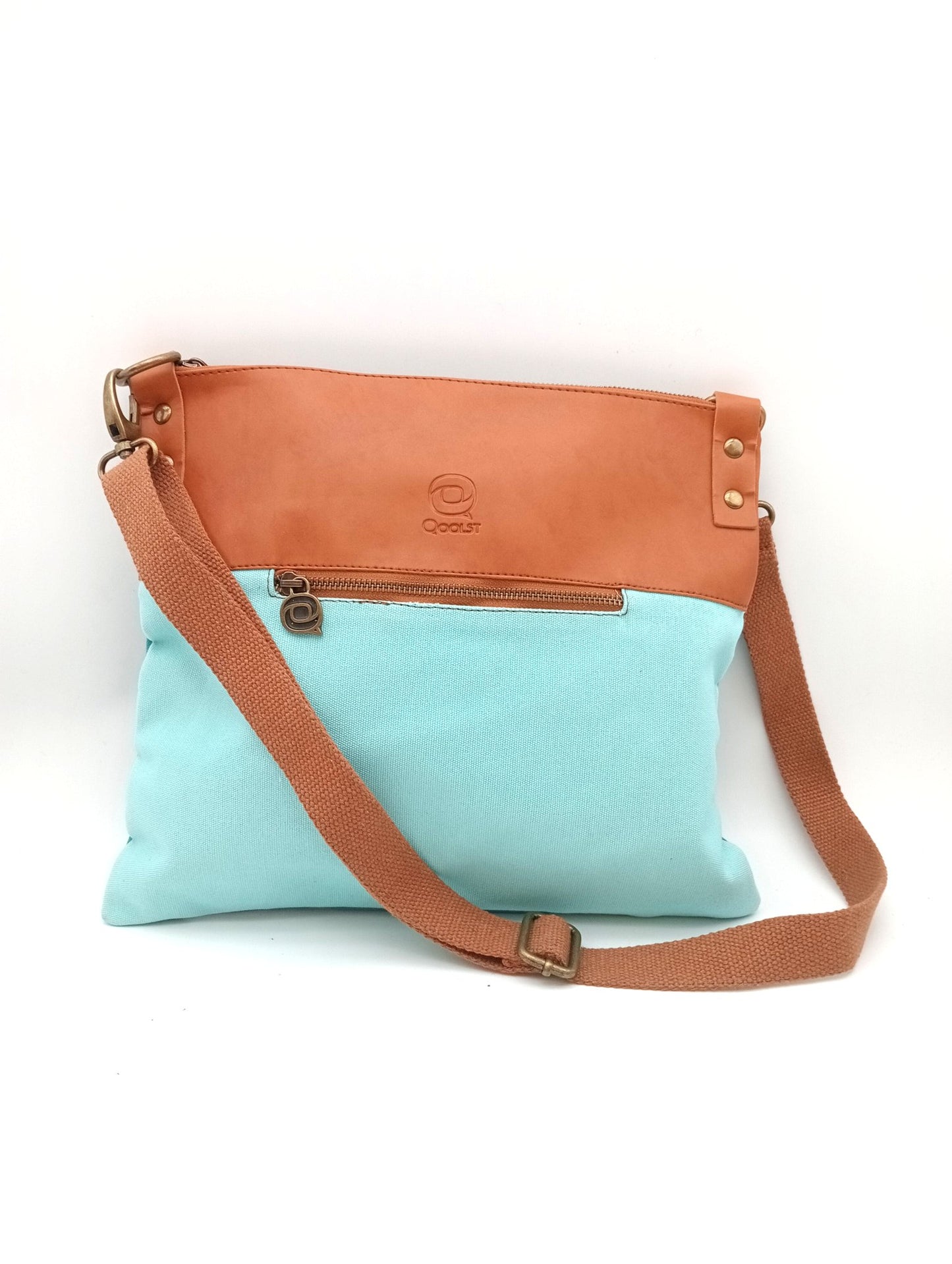 Sac bandoulière Candy Qoolst en coton bicolore et cuir régénéré pour femme et homme