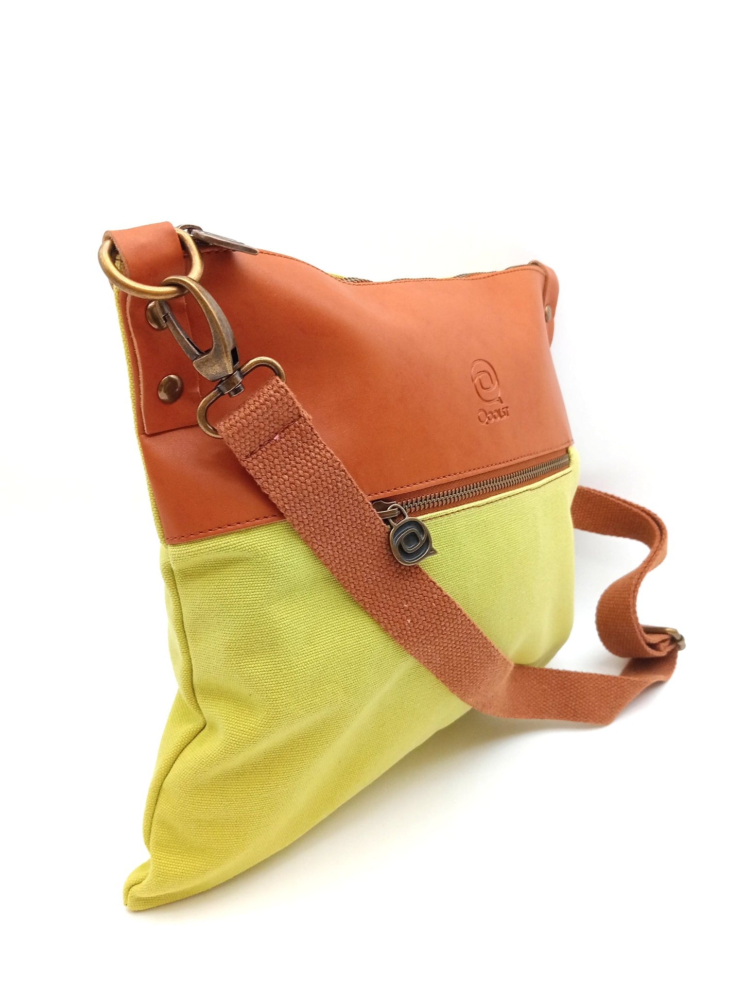 Sac bandoulière en coton et cuir régénéré Candy Qoolst pour femme et homme