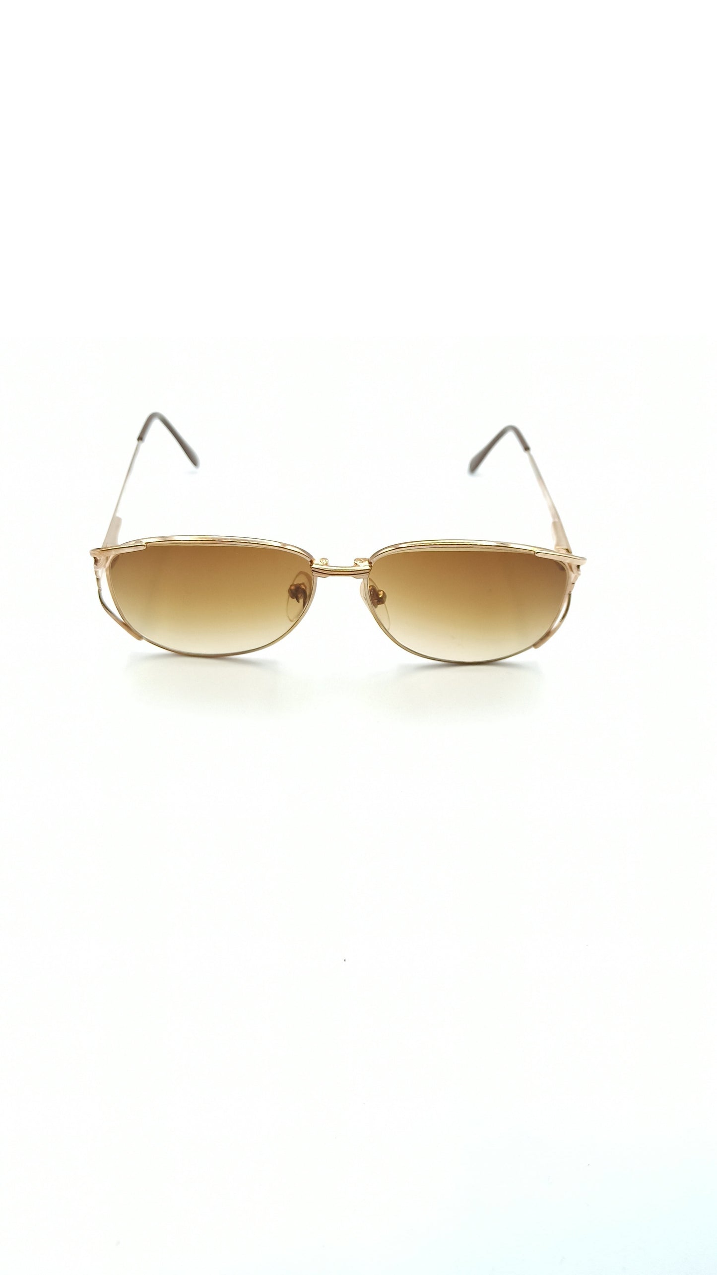 Vintage sunglasses for women made in Spain Qoolst Boogie 