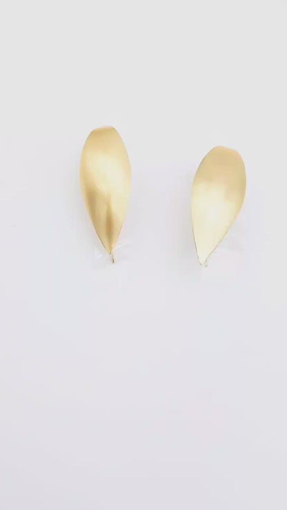 Pendientes de fabricación artesanal para mujer Qoolst Petal